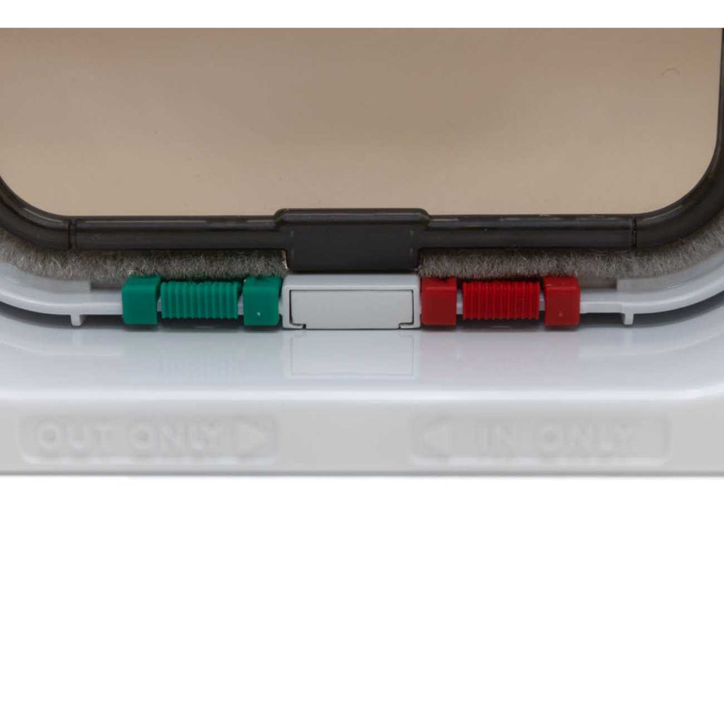 4 Way Locking Cat Flap with Door Liner A880