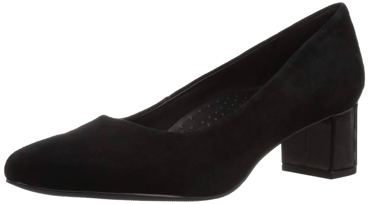 Black Suede Low-Heel Pumps, Size 10 Wide O6033