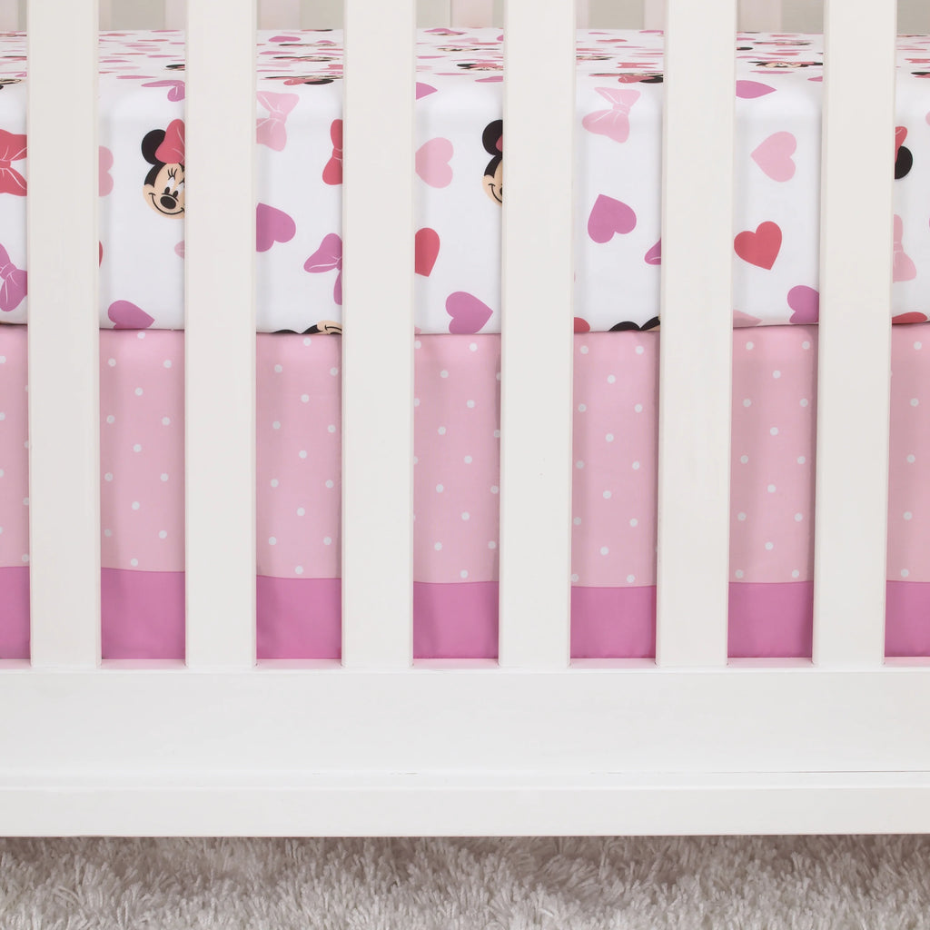 3-piece Crib Bedding Set and Storage Box M3347