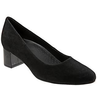 Black Suede Low-Heel Pumps, Size 10 Wide O6033
